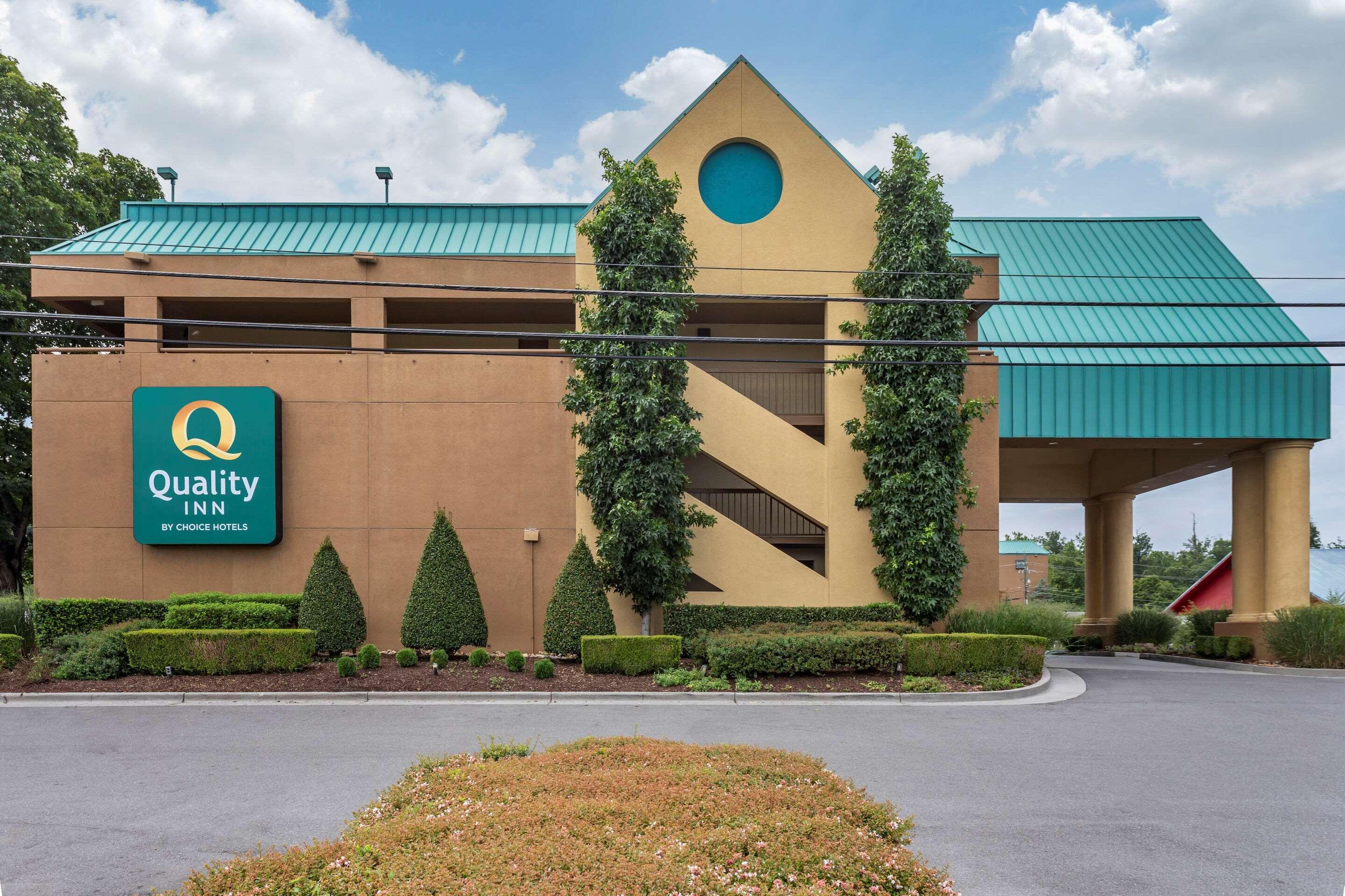 Quality Inn Near The Island Pigeon Forge Εξωτερικό φωτογραφία