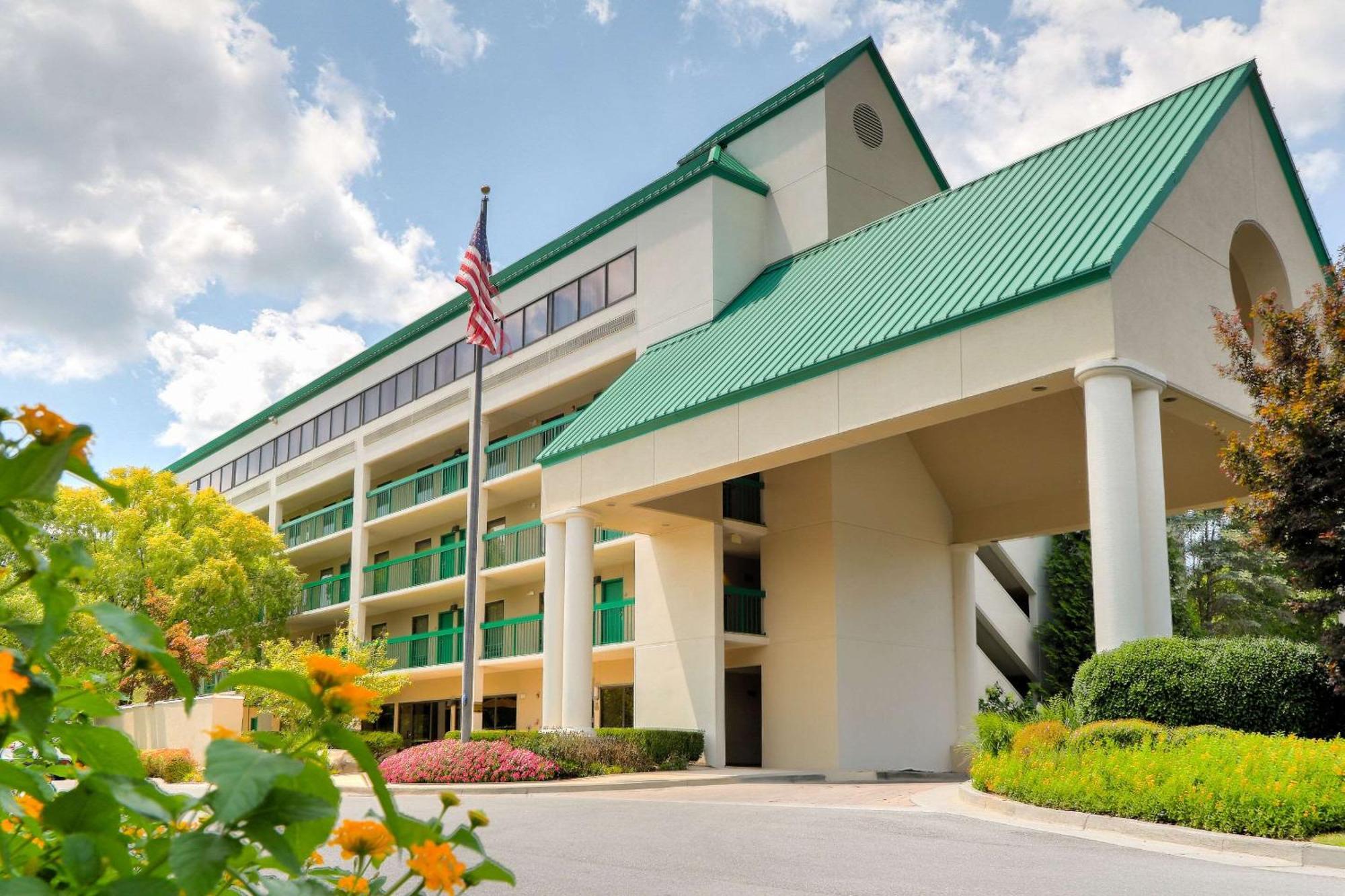 Quality Inn Near The Island Pigeon Forge Εξωτερικό φωτογραφία