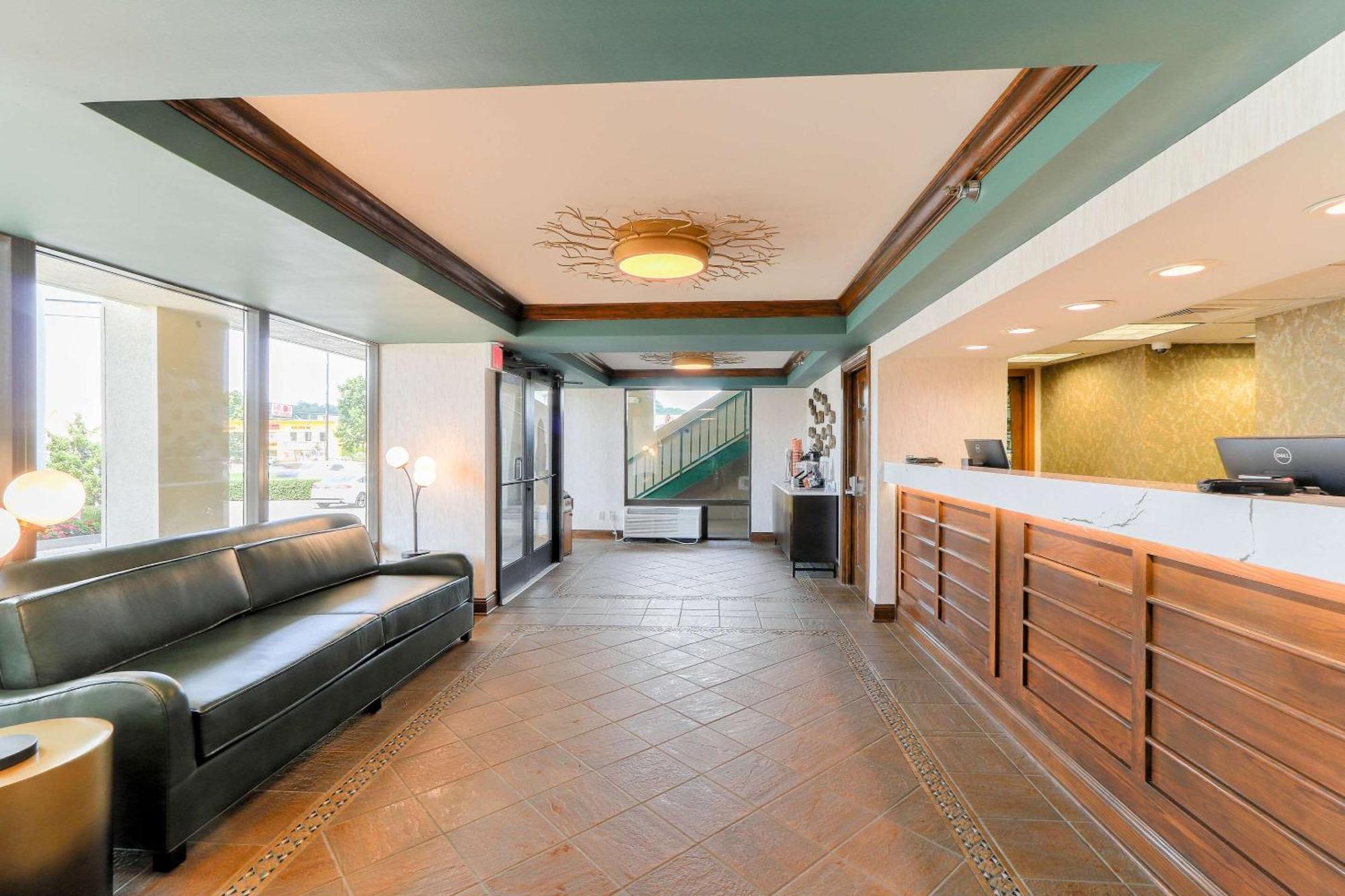Quality Inn Near The Island Pigeon Forge Εξωτερικό φωτογραφία