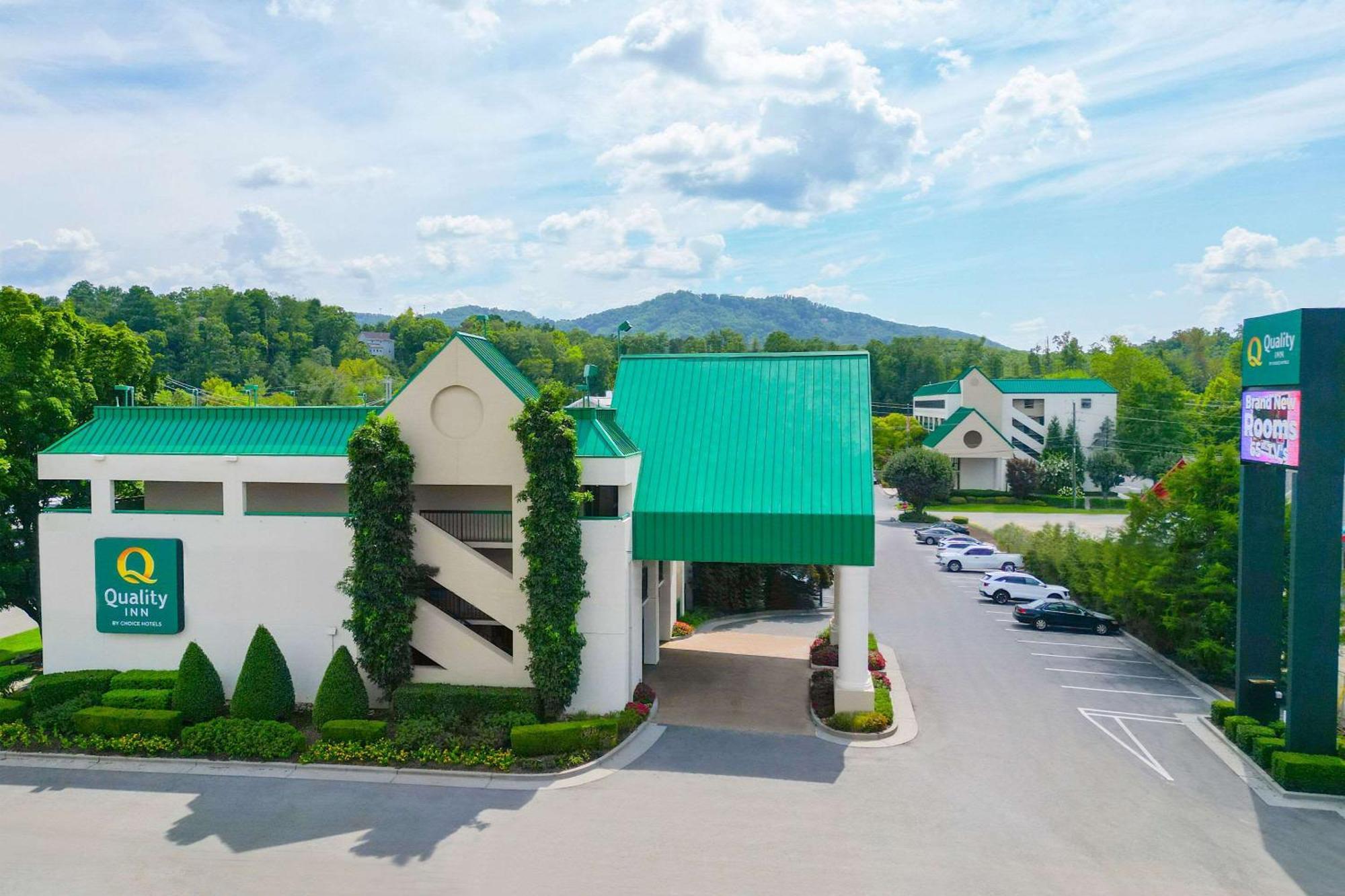 Quality Inn Near The Island Pigeon Forge Εξωτερικό φωτογραφία
